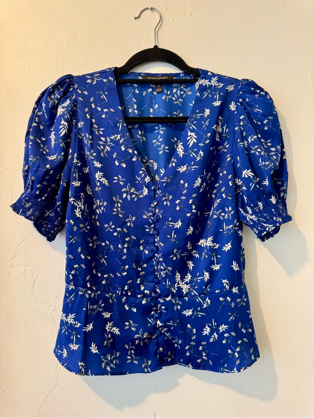 Banana Republic Cobalt Blue Floral Puff-Sleeve Button-Front Blouse